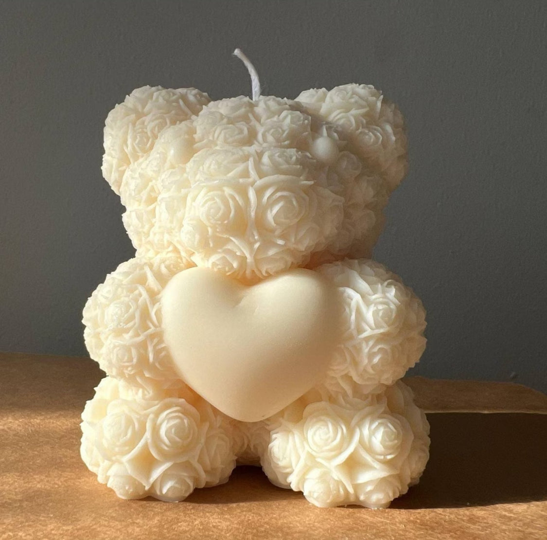 2-Piece Rose Bear Hugging Heart Scented Candle Plaster Decor Mold | Silicone Mold