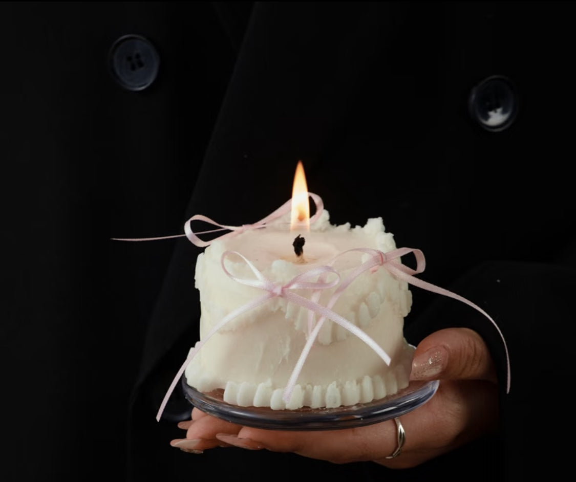 Handmade Girlish-style Bow Birthday Cake Shaped Scented Candle