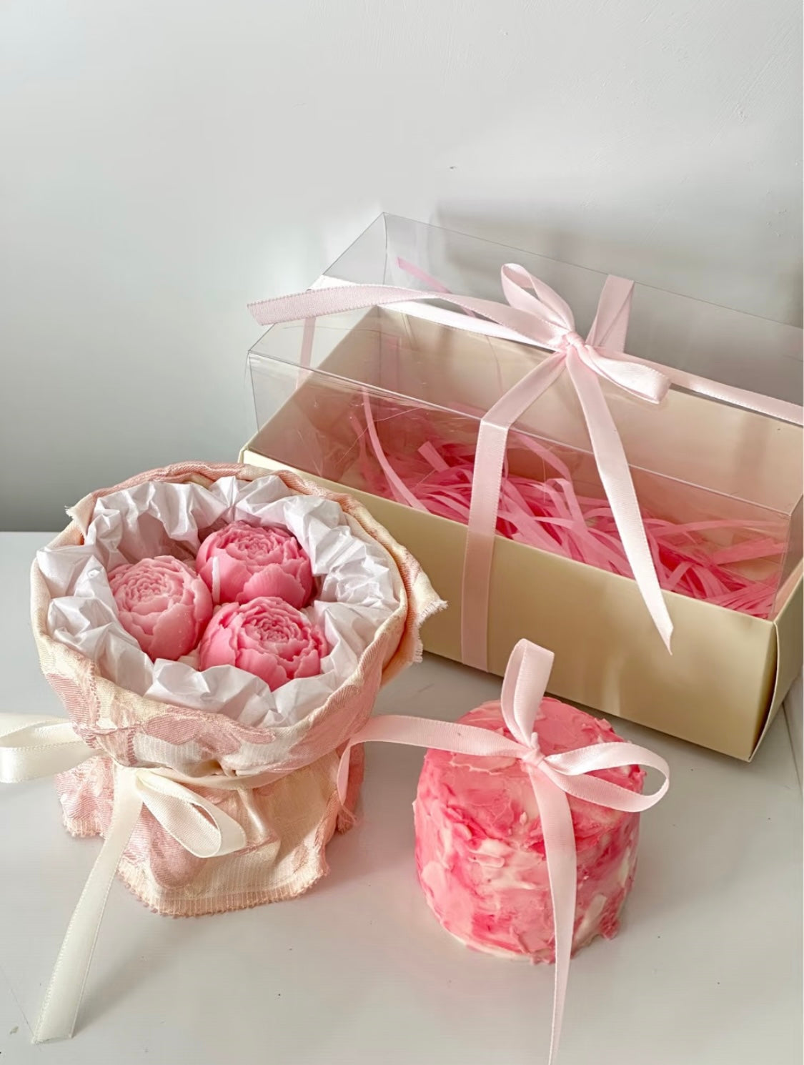 Pink Scented Rose Bouquet with Cake Candle Gift Box - Romantic Gift Set