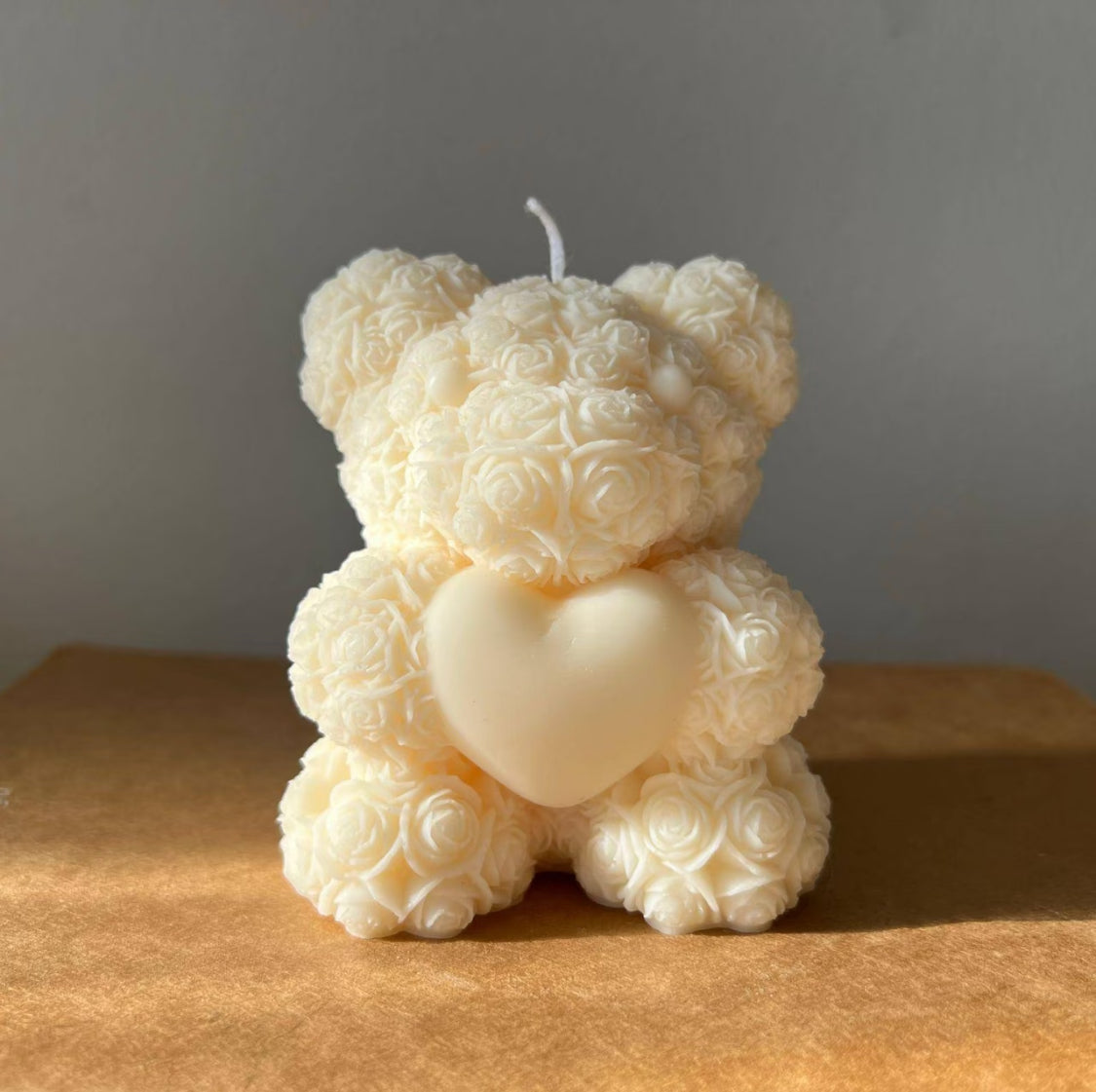 2-Piece Rose Bear Hugging Heart Scented Candle Plaster Decor Mold | Silicone Mold