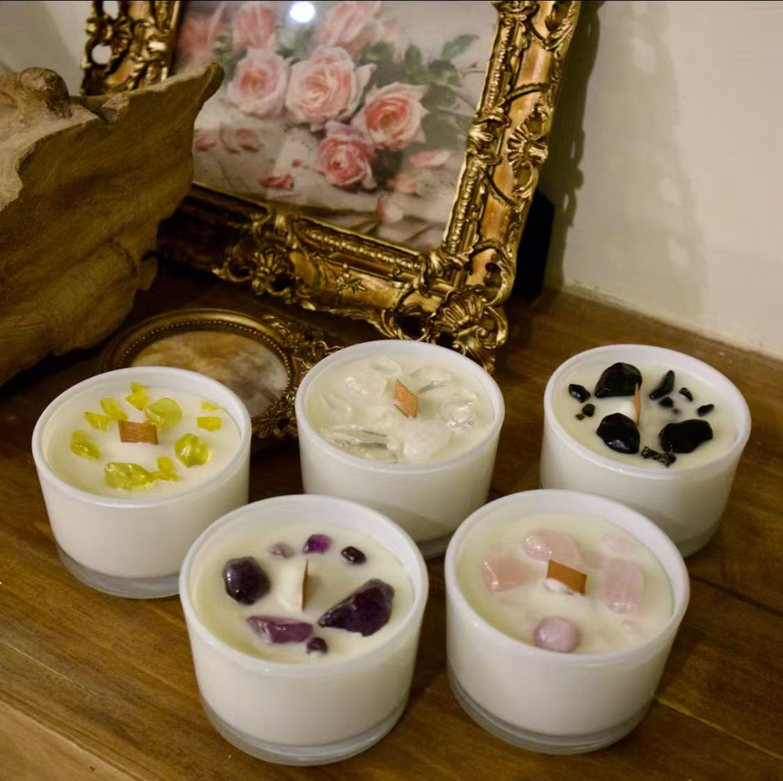 Crystal Healing Candles – Rose Quartz, Amethyst, Citrine & More | Natural Soy Wax Candles for Relaxation, Meditation & Energy Balance